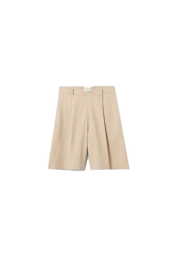 Linen Bermuda Shorts Image
