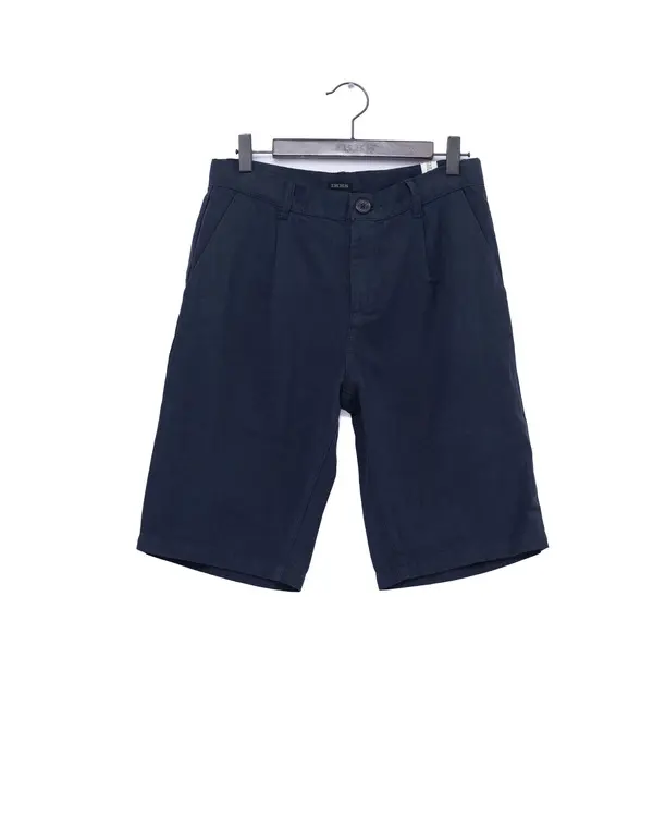  Chino-style Bermuda Shorts