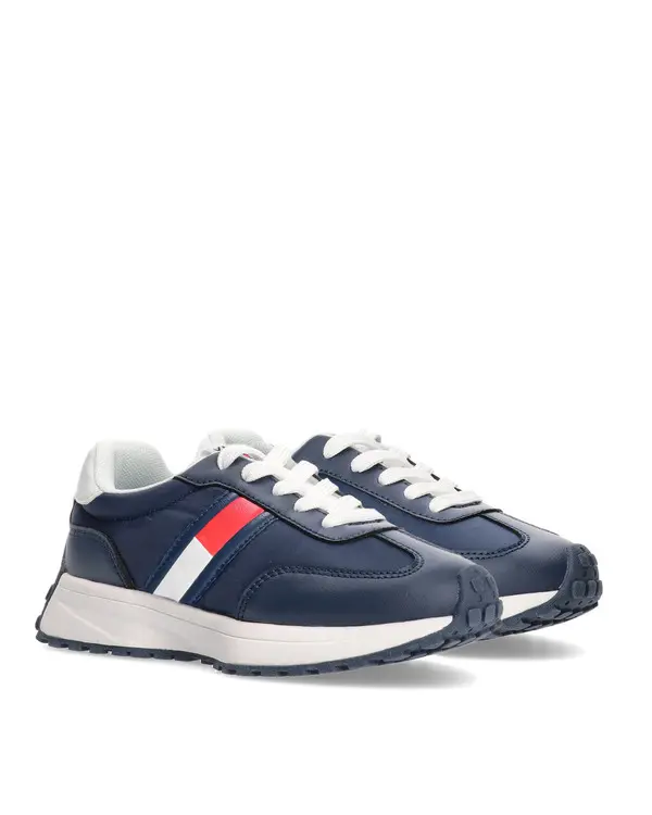 Flag Low-Cut Lace-Up Sneakers
