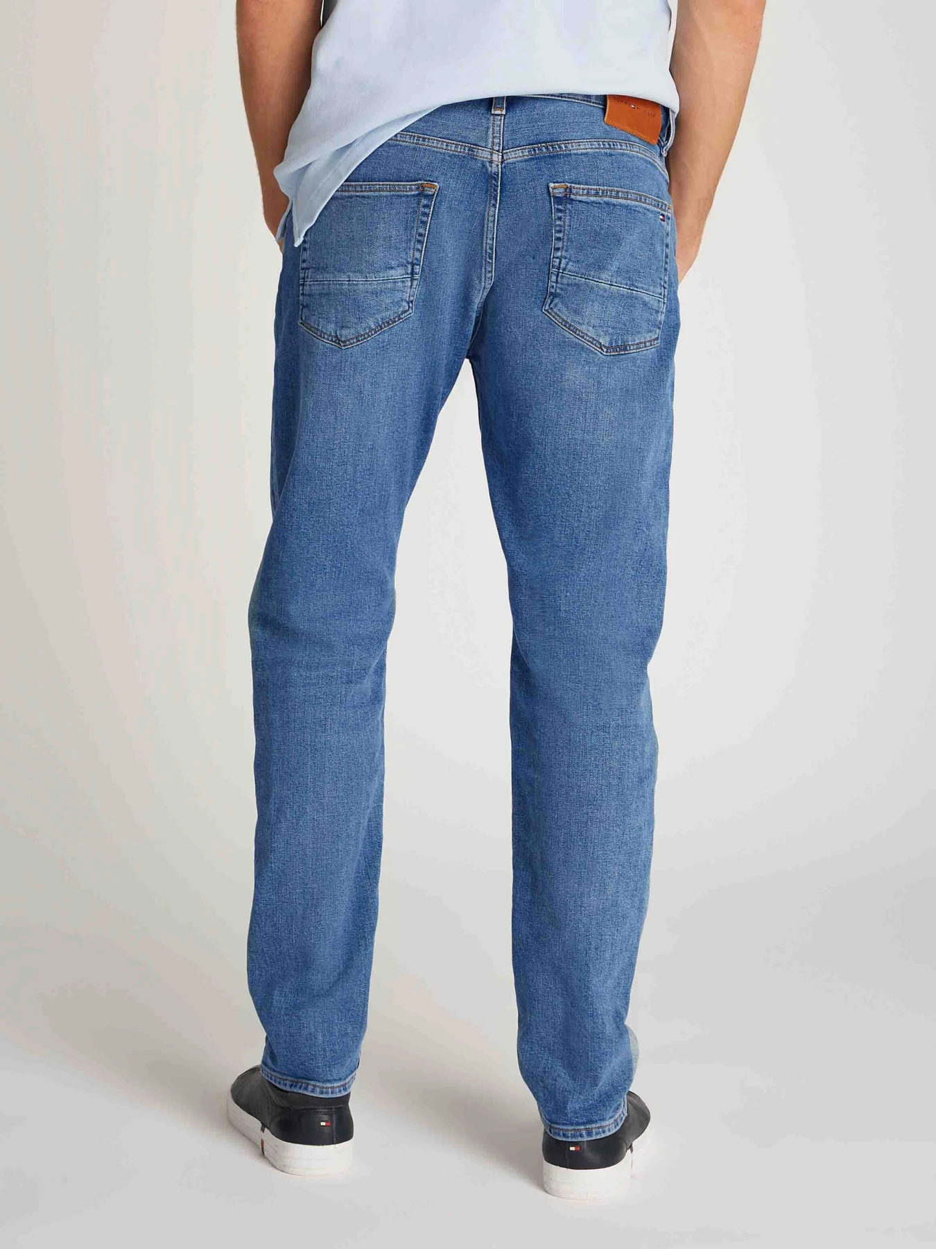  Harlem Regular Rise Tapered Jeans Gallery