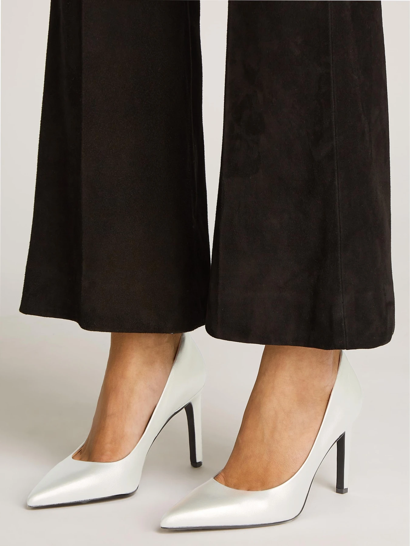 Leather Pointed Toe  Pumps  Gallery