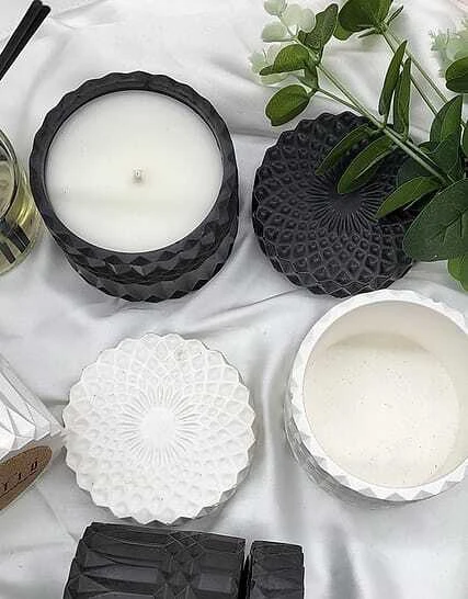 Scented Candle (Cinnamon Scent) Gallery
