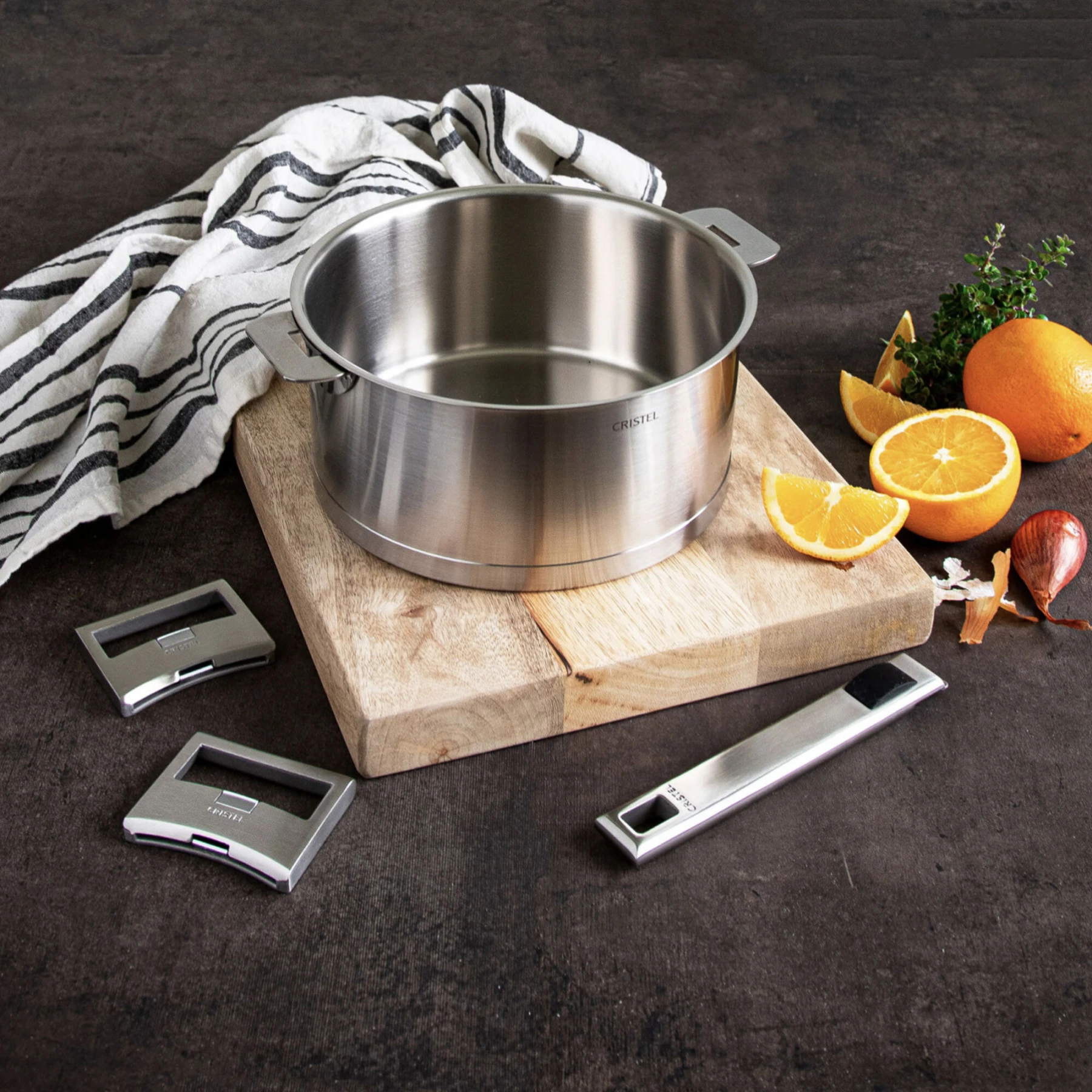  Stew Pan 24CM Gallery