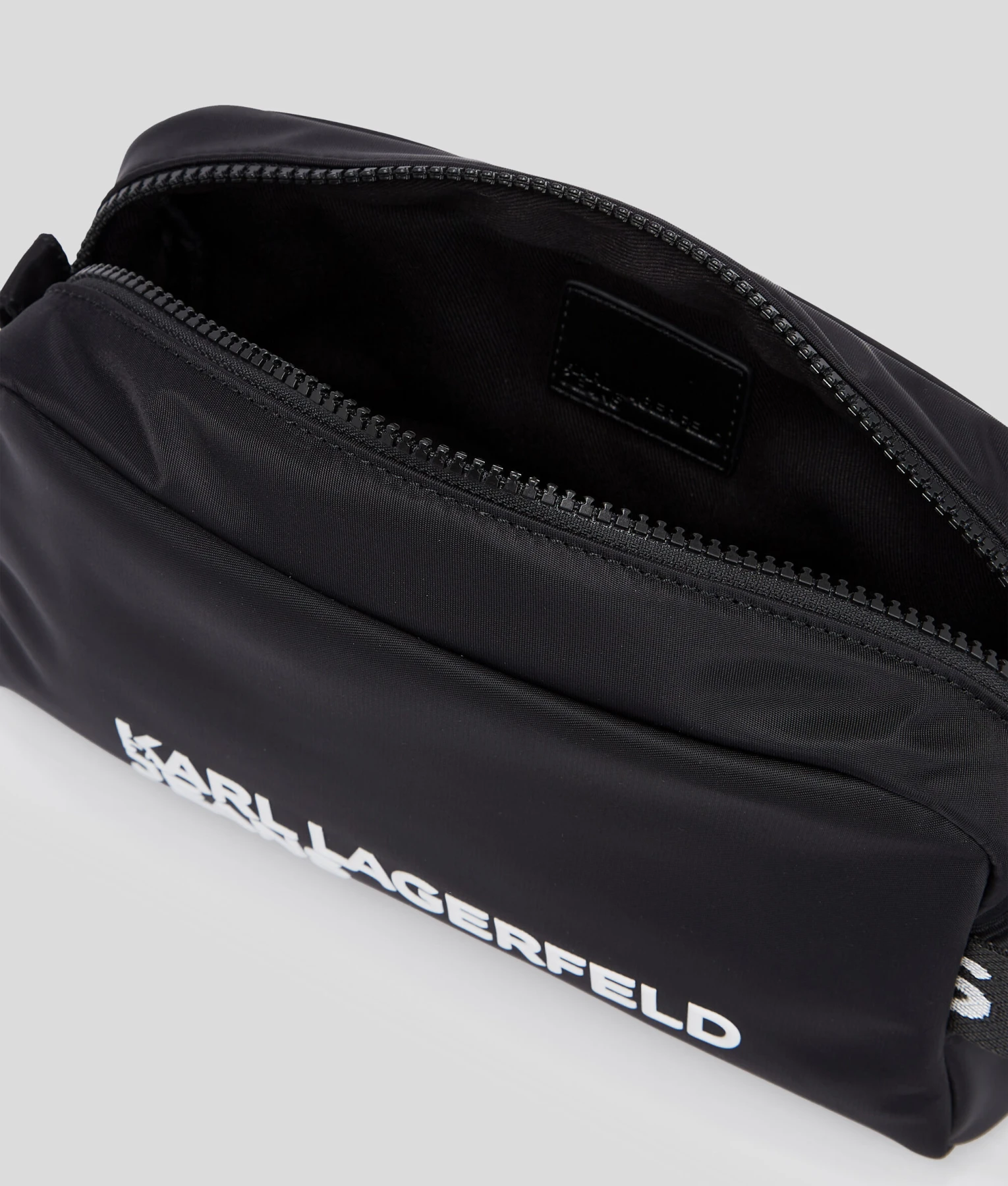  Nylon Cosmetics Bag Gallery
