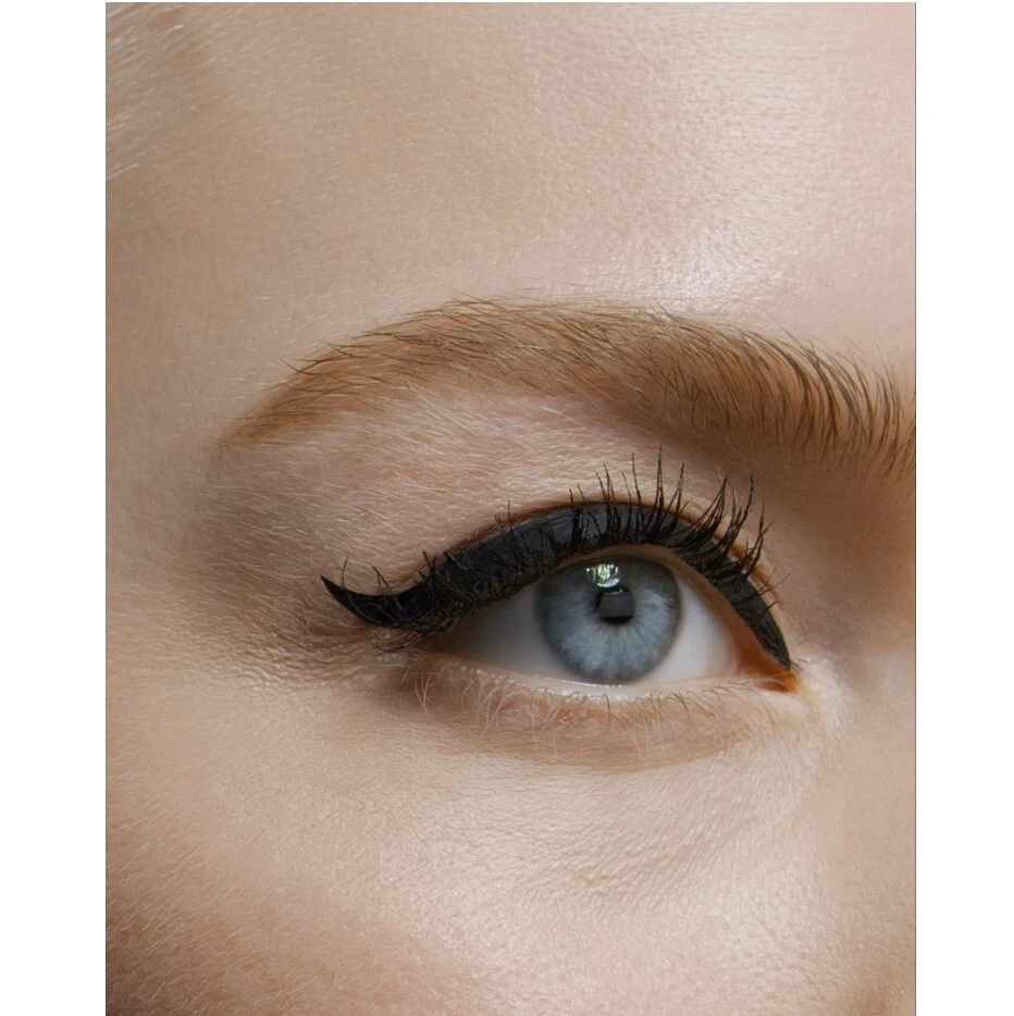 L'Oreal Paris Perfect Slim Eyeliner Gallery