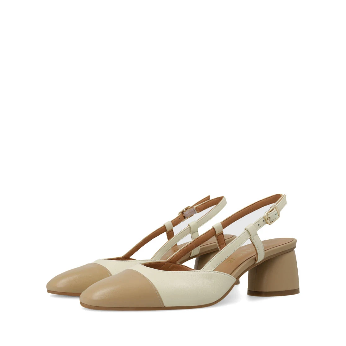 Two-Tone Slingback pump Gallery