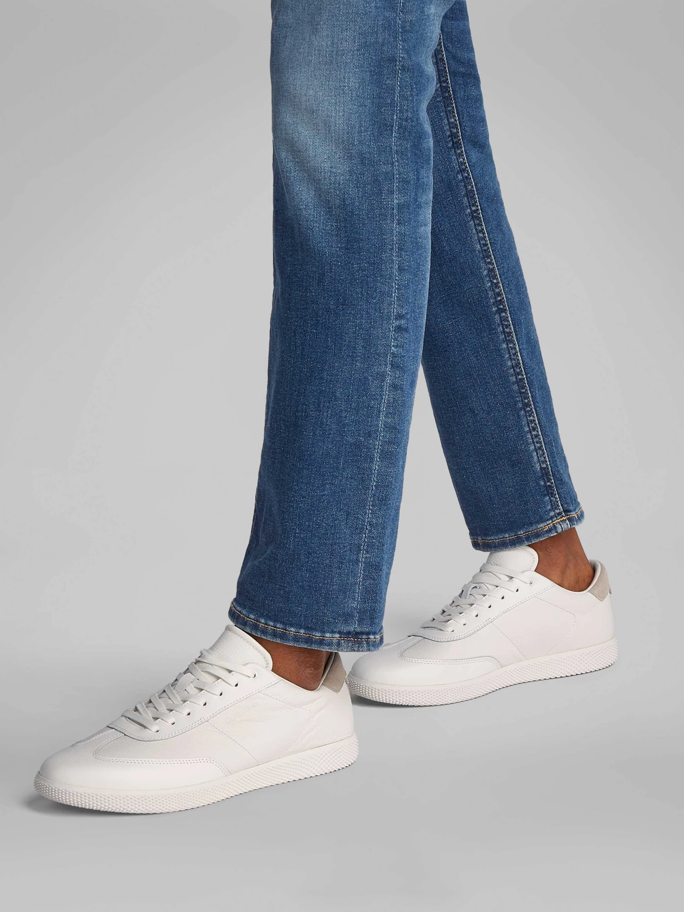 Low Lace Up Leather Sneakers Gallery