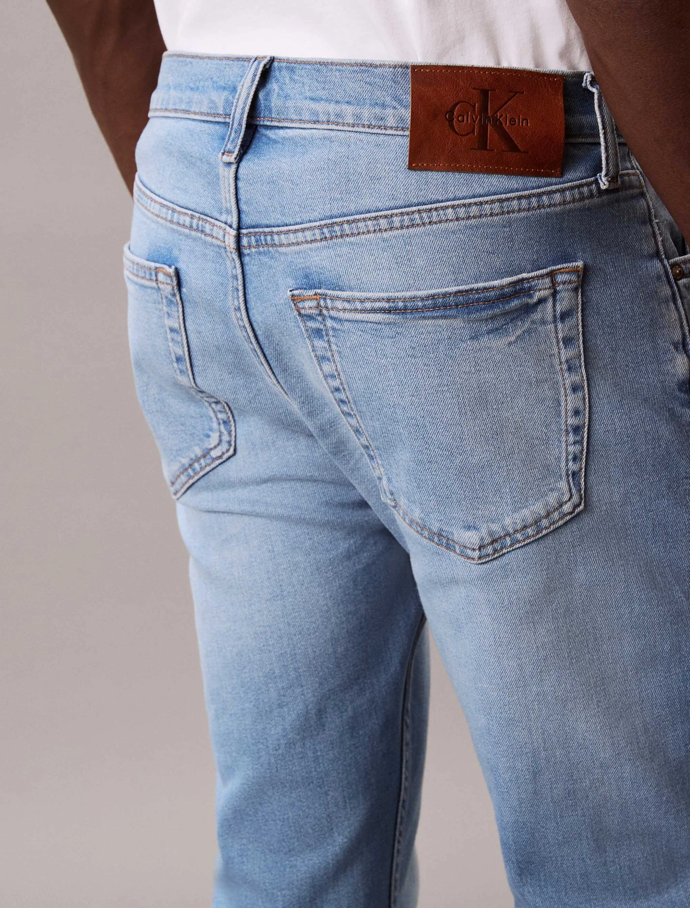 Slim Tapered Jeans Gallery