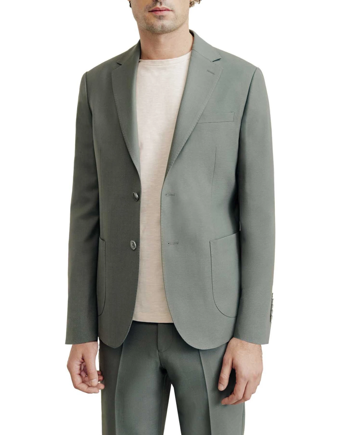 2 buttons suit Gallery