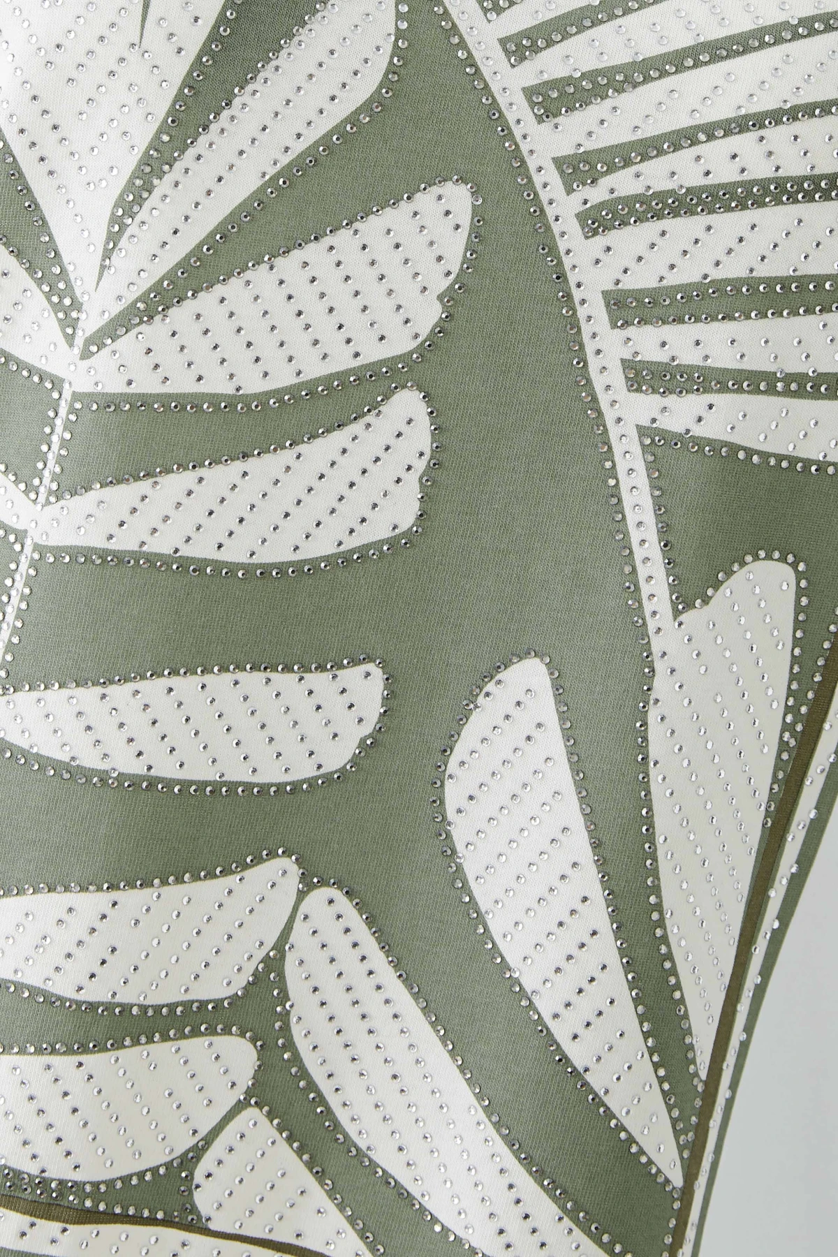  T-Shirt with Abstract Leaf Graphic Gallery