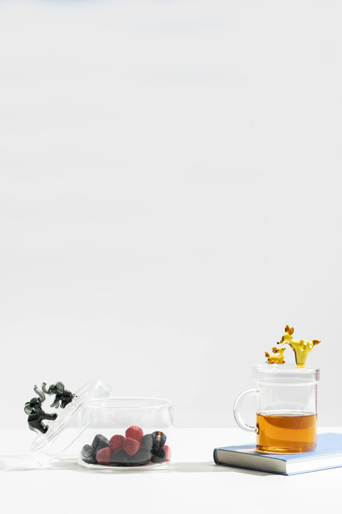 TENDER TIES mug with lid fawn family Gallery