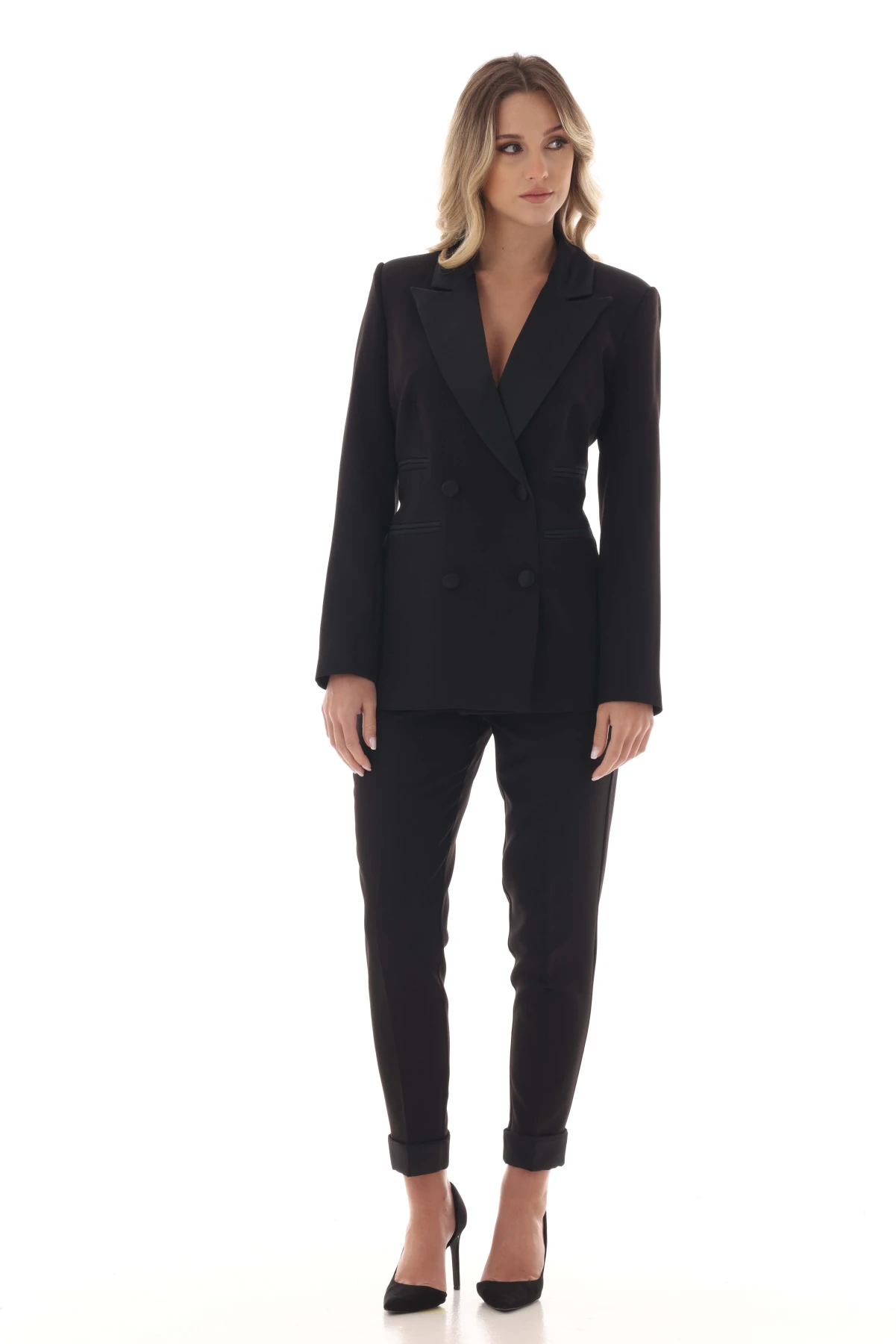  double-breasted blazer with satin lapels and matching tailored pants Gallery