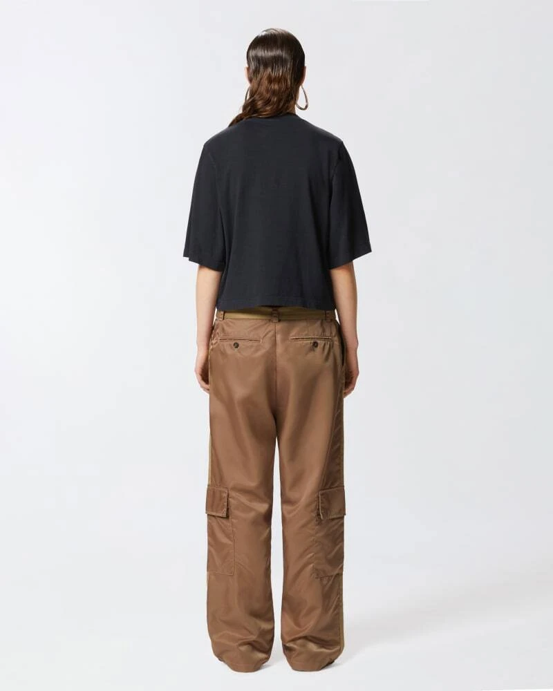 Boxy T-shirt with wide short sleeves Gallery