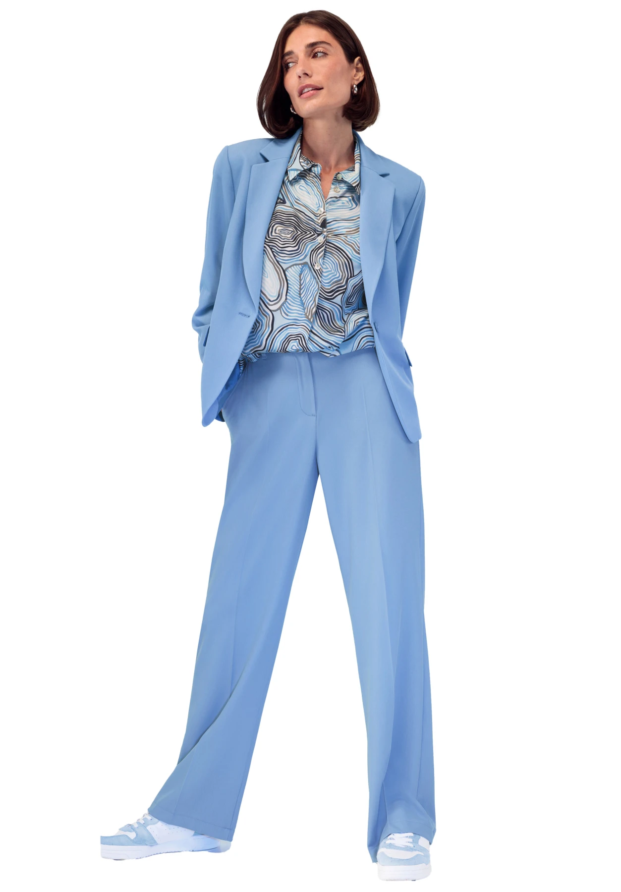 Single-Breasted Blazer with flap pockets Gallery