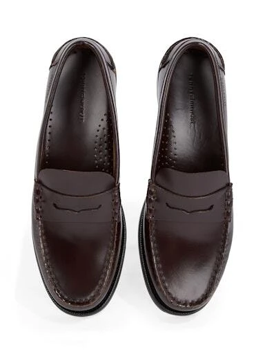CLASSIC LEATHER LOAFERS Gallery