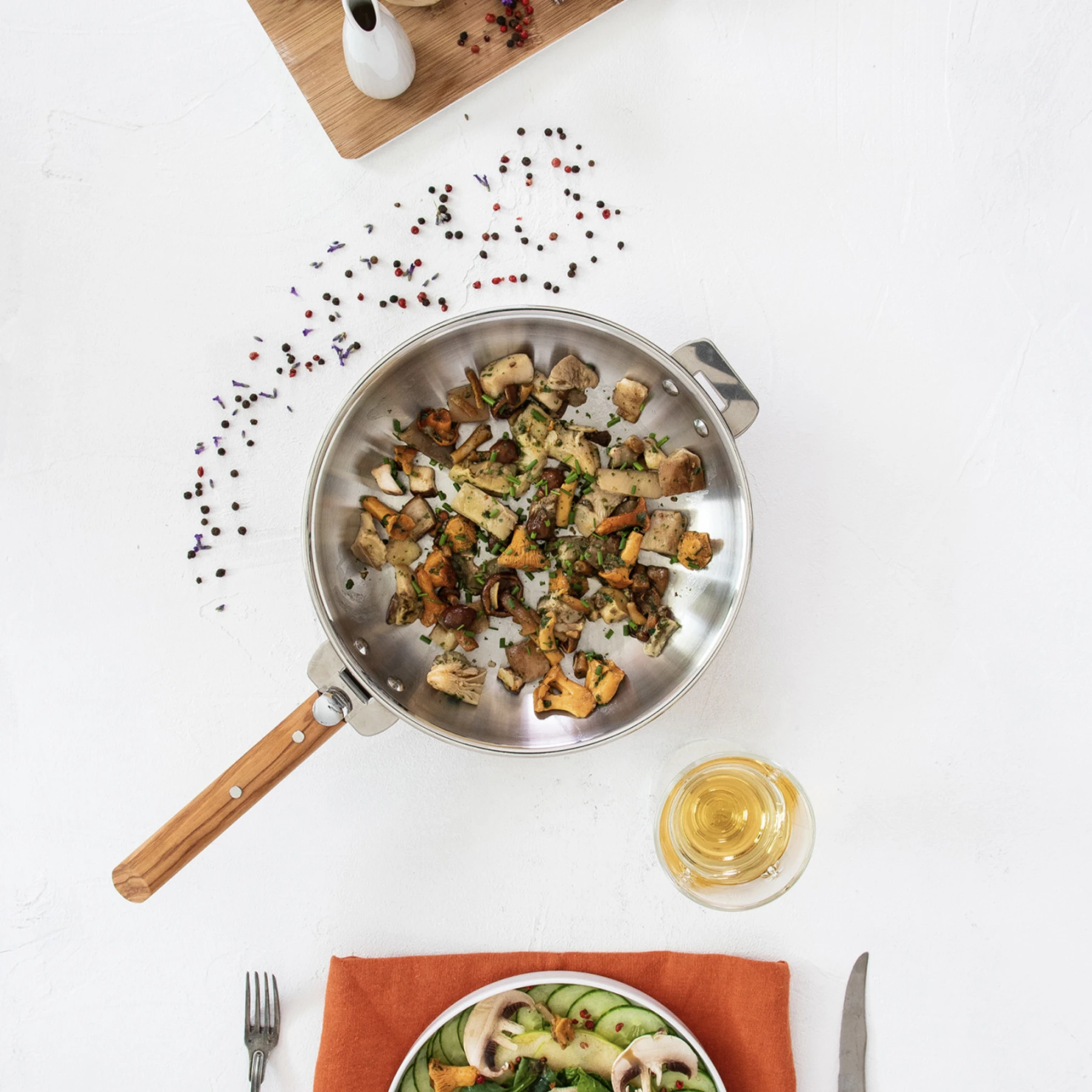 Wok Pan 28CM Gallery