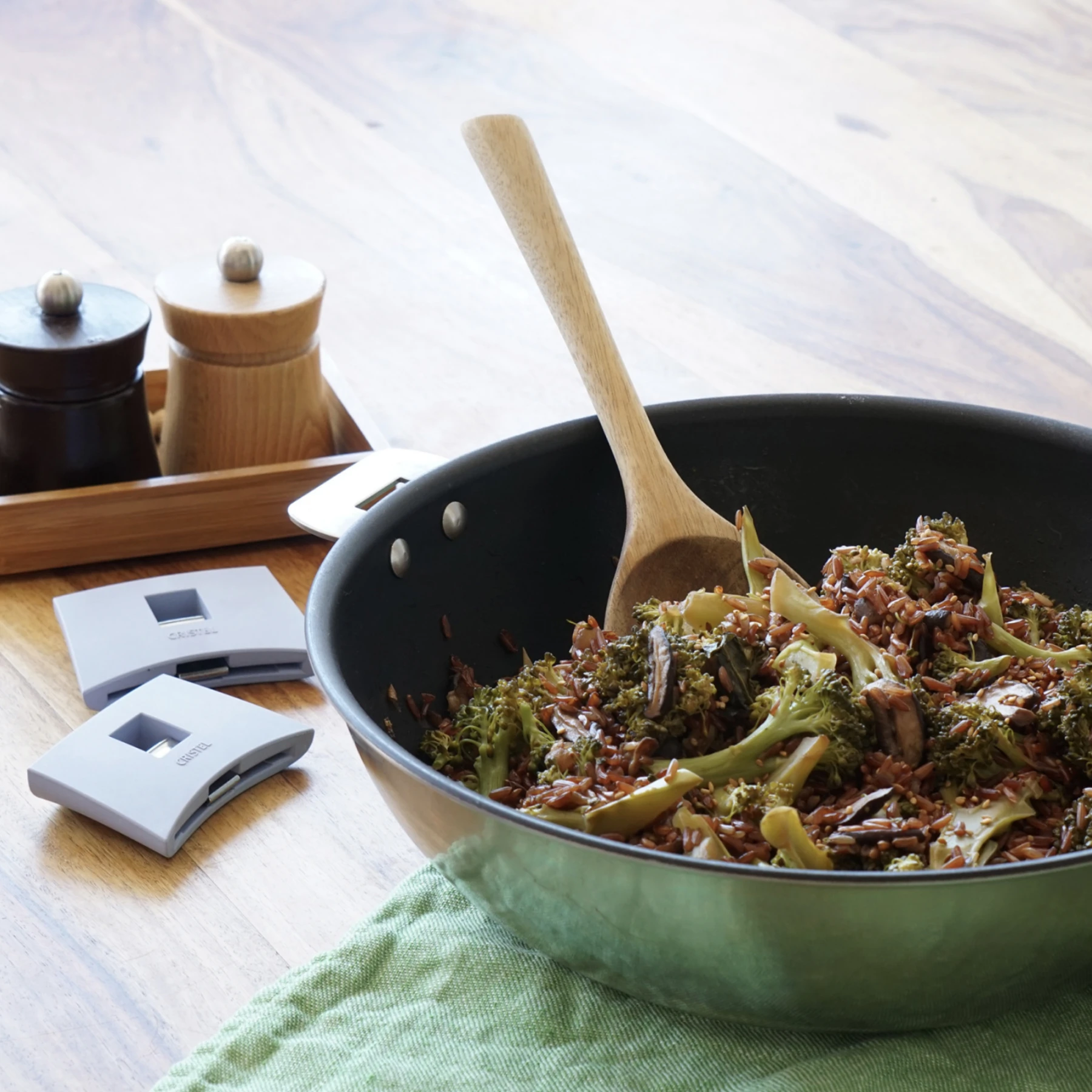 Wok Pan 28CM Gallery