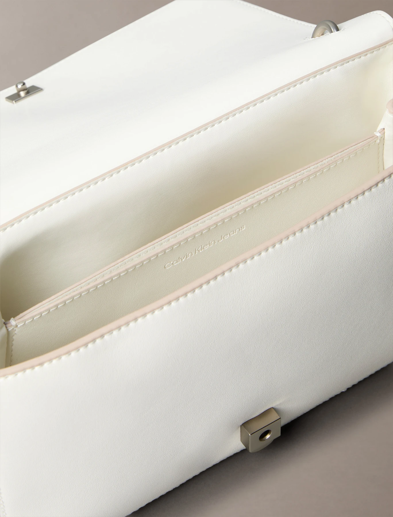 Flap Shoulder Bag Gallery