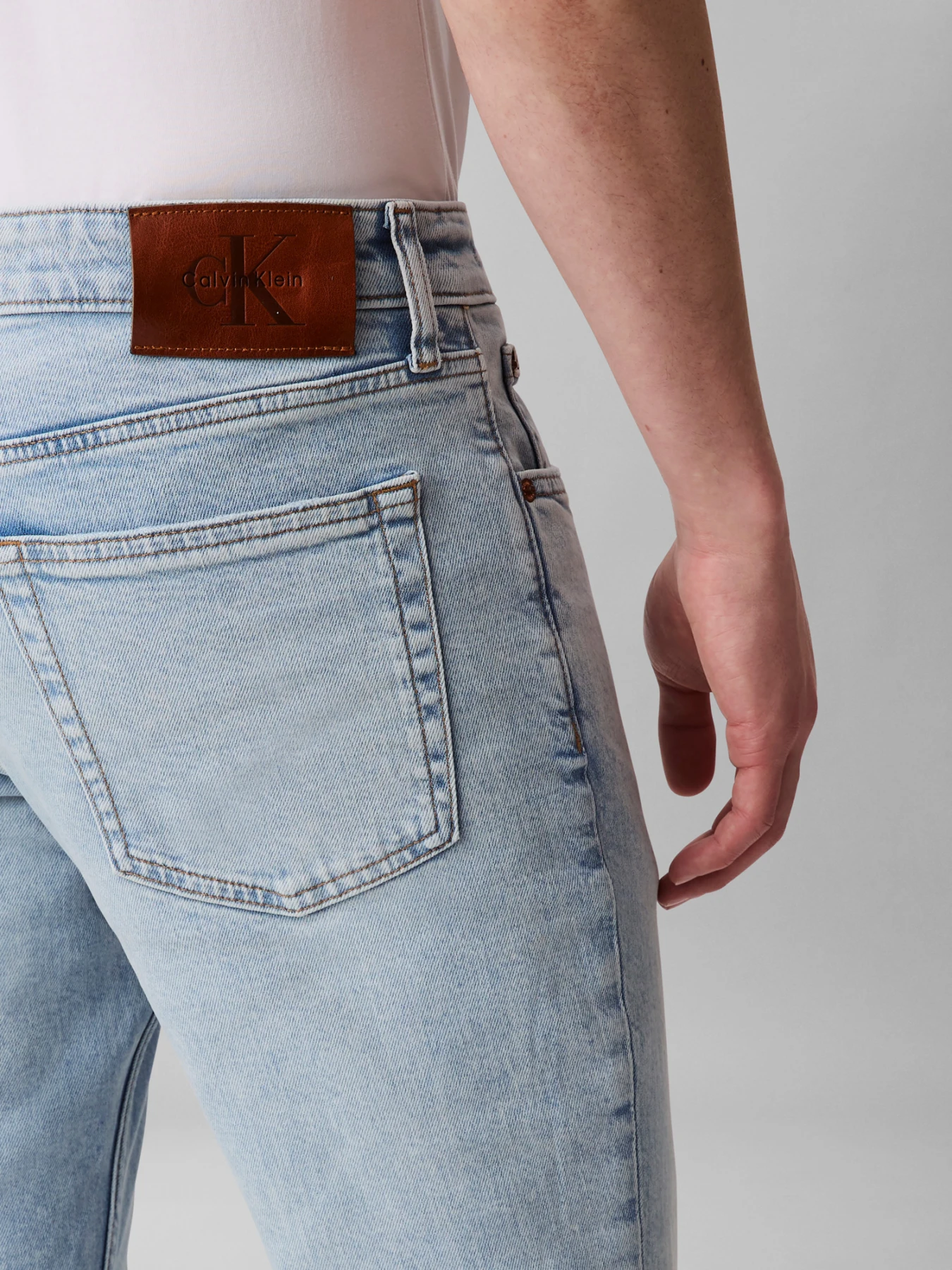 Slim Fit Jeans Gallery