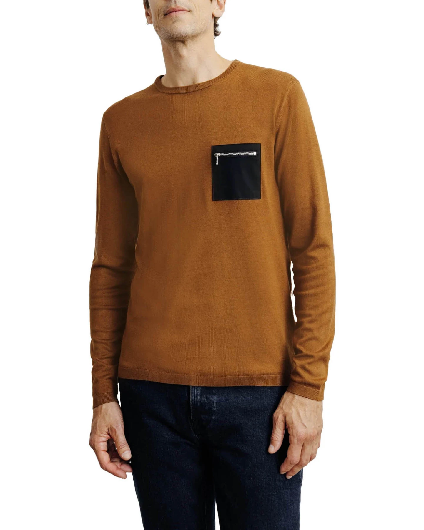 Long-sleeved round-neck sweater Gallery