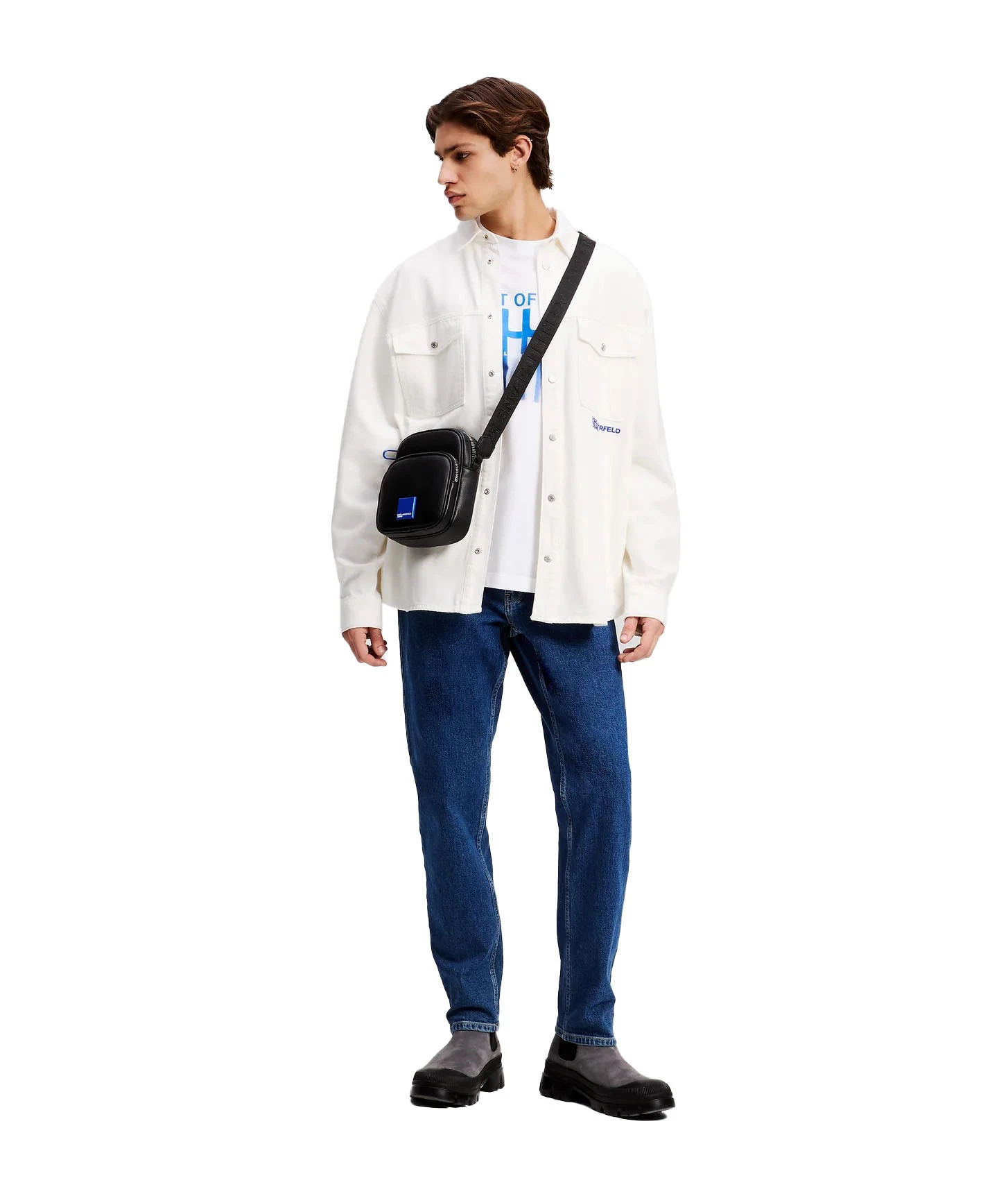 Mid Rise Tapered Denim Jeans Gallery