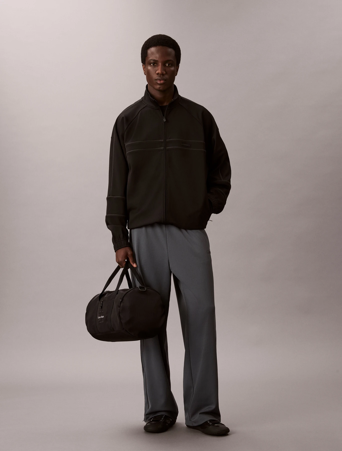 Essential Barrel Duffle Bag Gallery