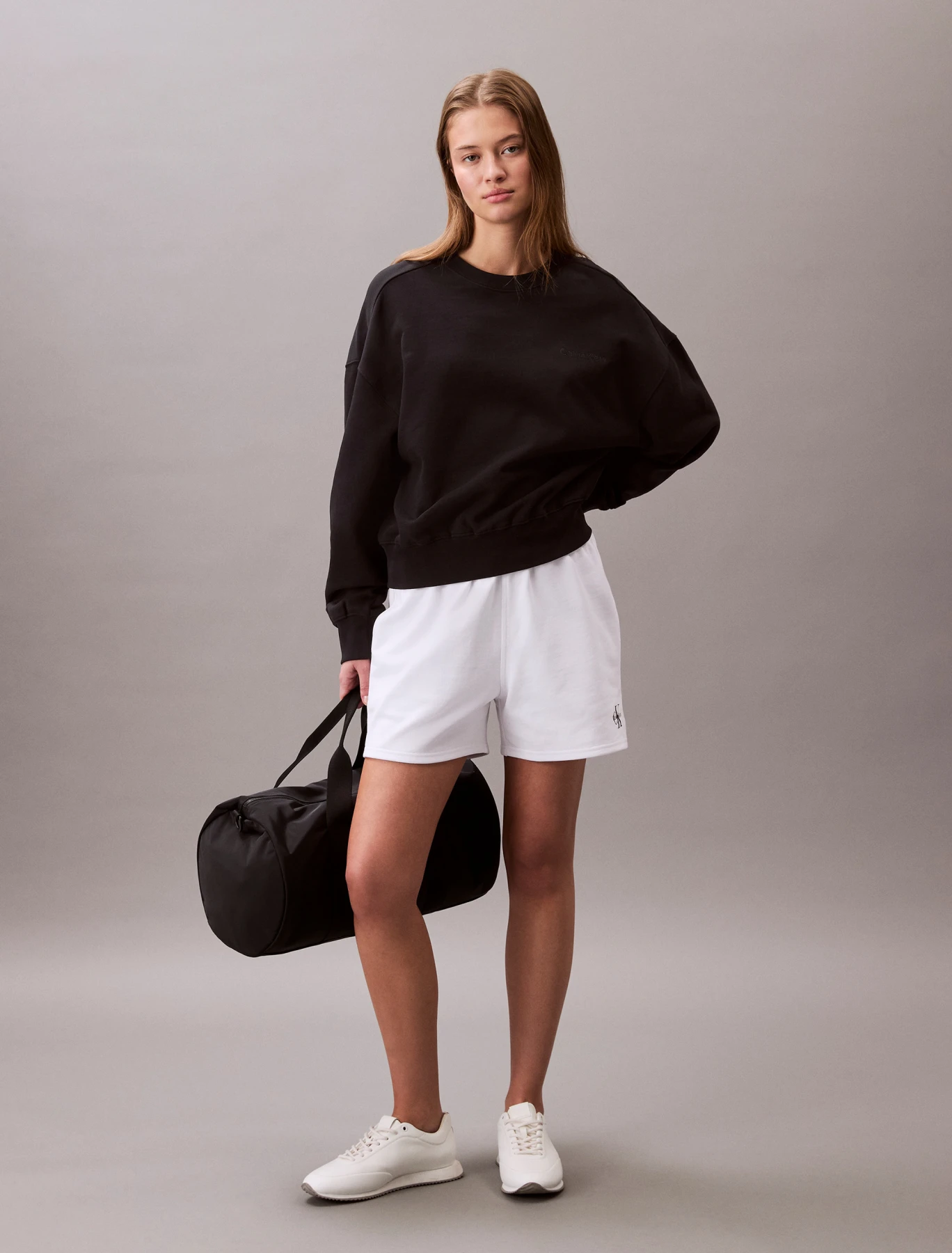 Crew neck Basic Sweatshirt Gallery