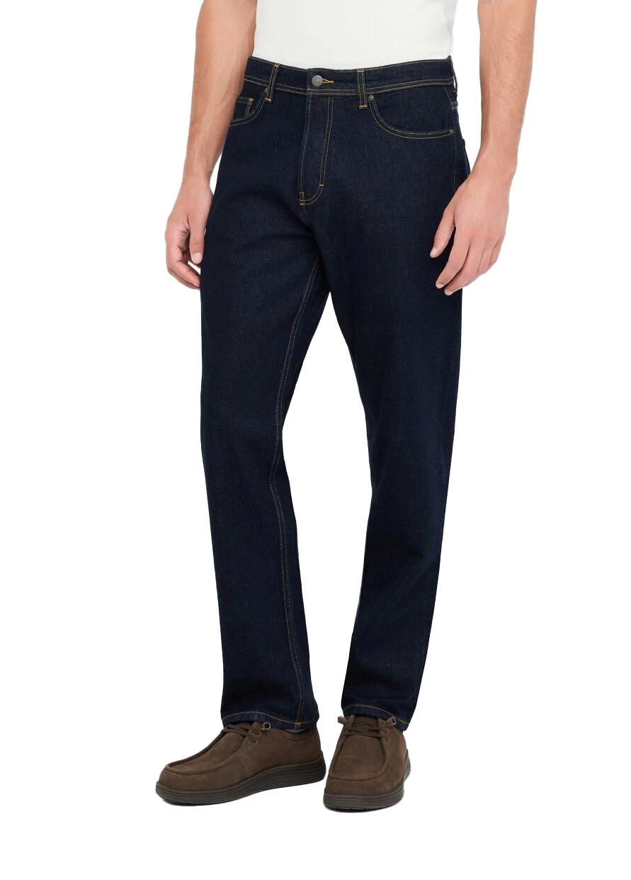 Straight-leg Jeans Gallery