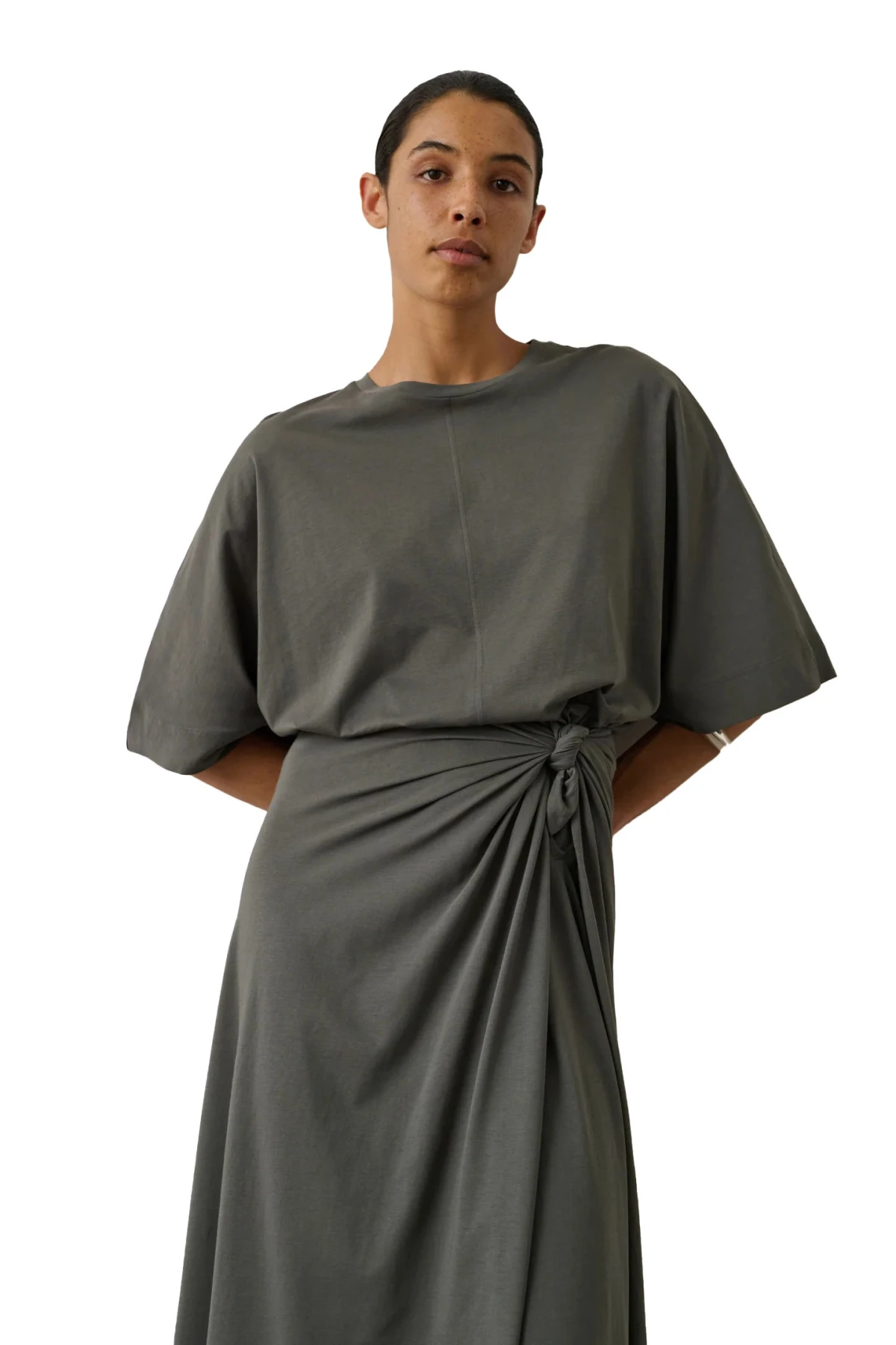 Mid-length Sleeve Boxy T-shirt Gallery