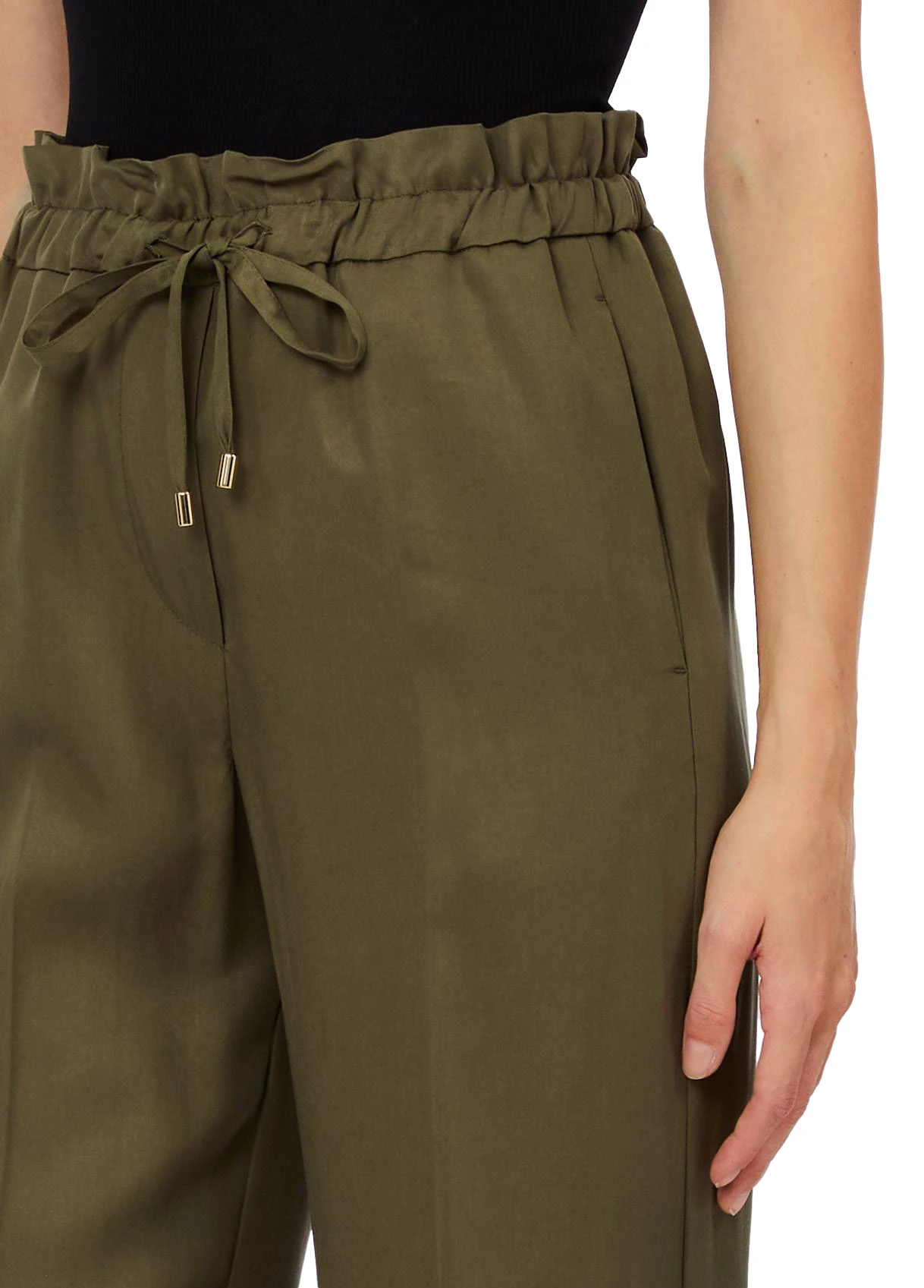 Wide-leg Trousers Gallery