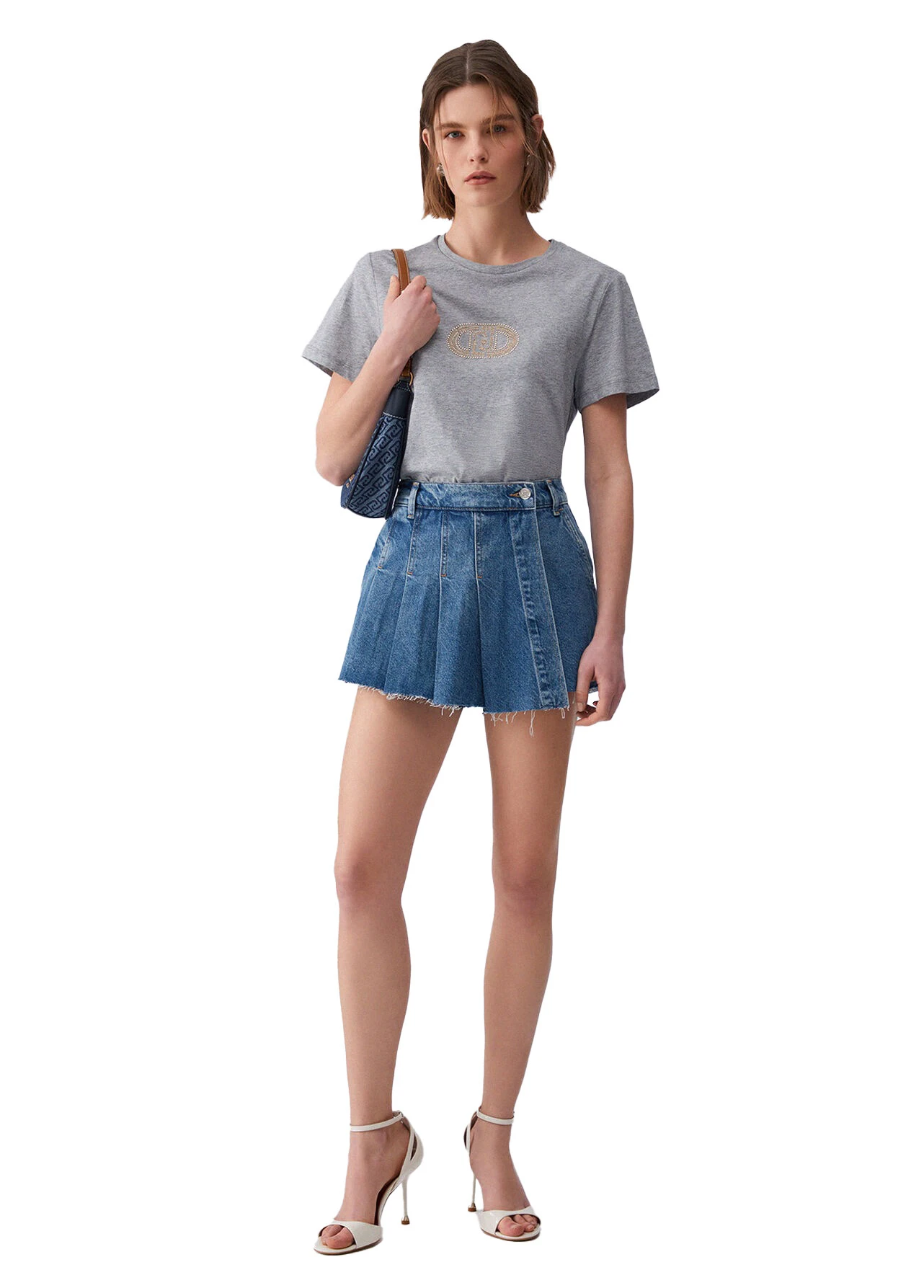 T-Shirt With Appliqué Details Gallery