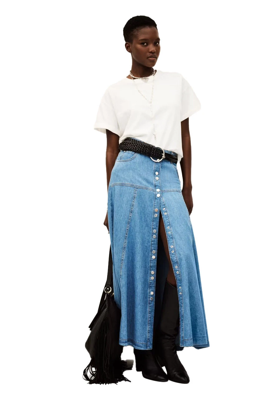 Essential Boxy Short Sleeve T-Shirt Gallery