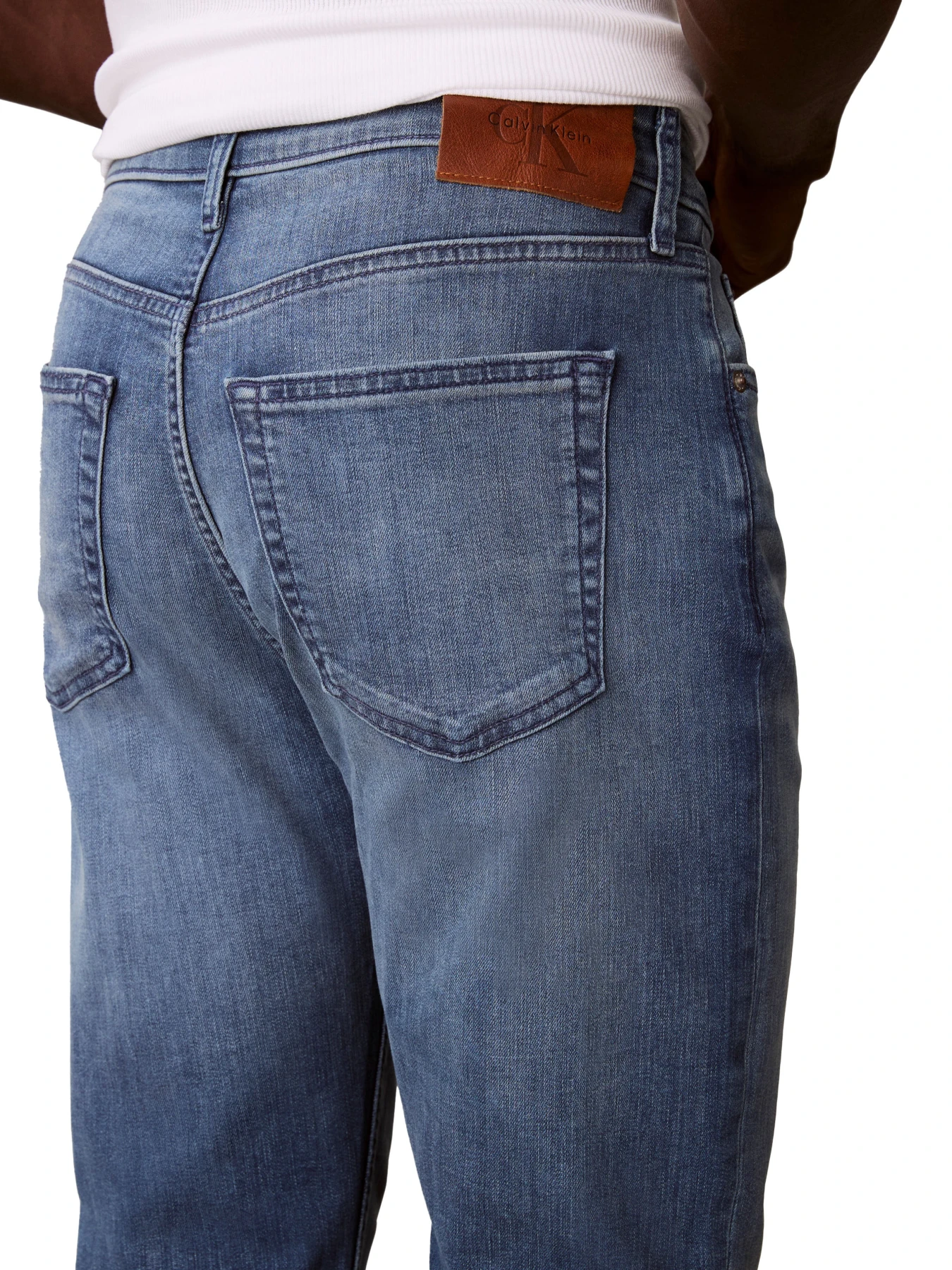 Slim Tapered Jeans Gallery