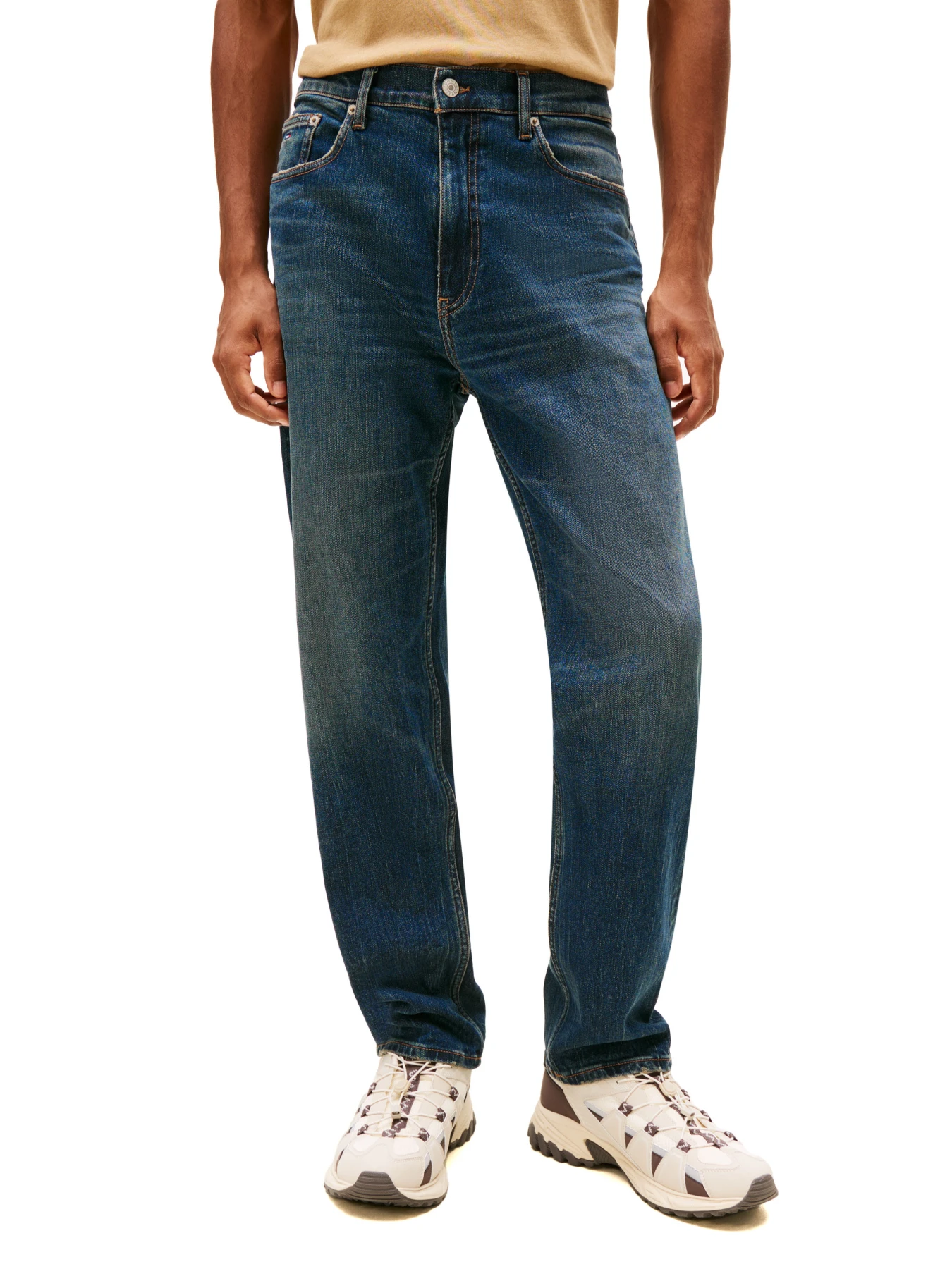 Sonny Faded Regular Tapered Leg Jeans Gallery