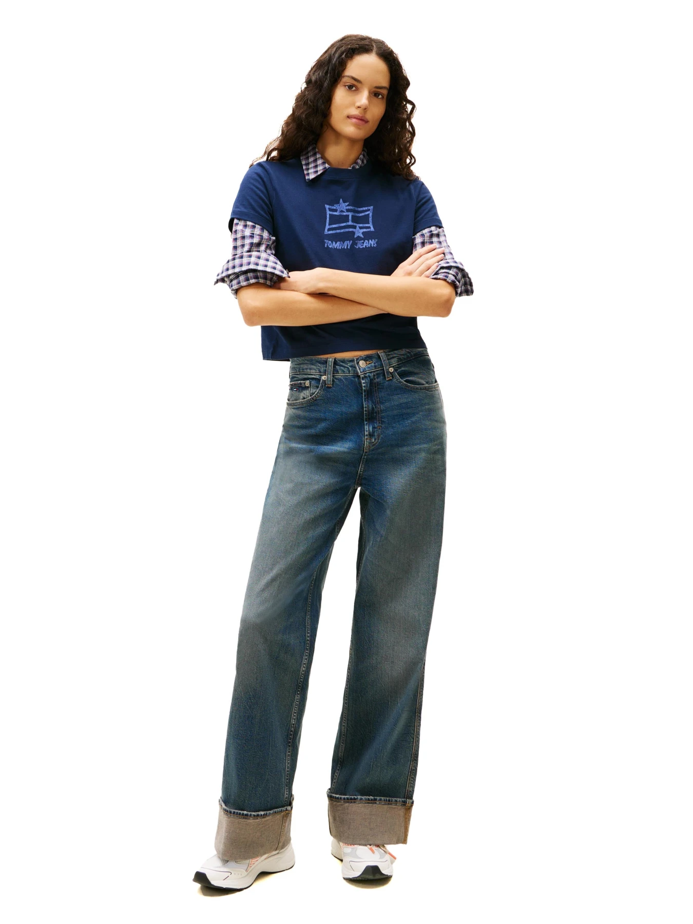 Modern Basic Short Sleeve T-shirt with Distinctive Logo Gallery