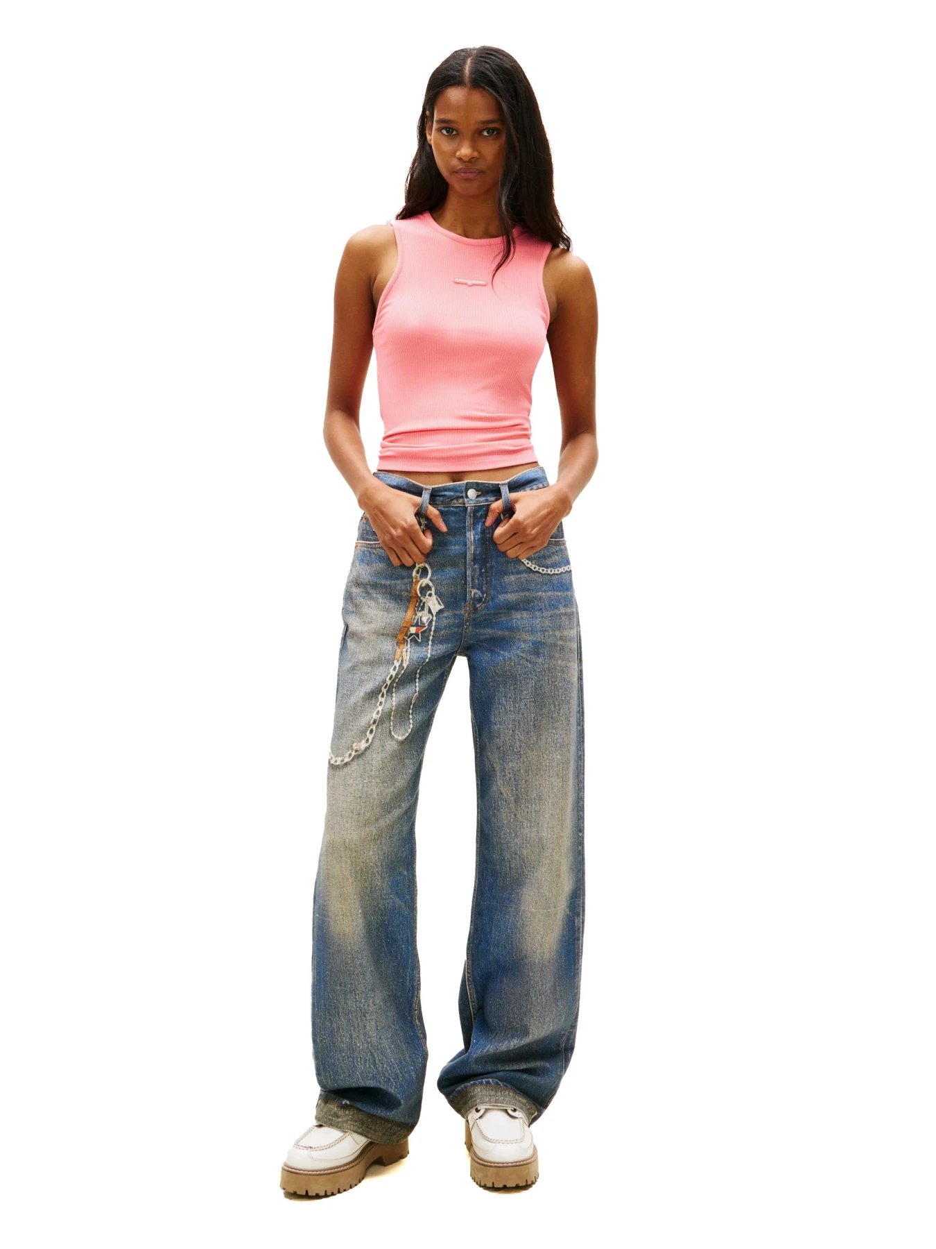 Slim Fit Script Labe Tank Top Gallery