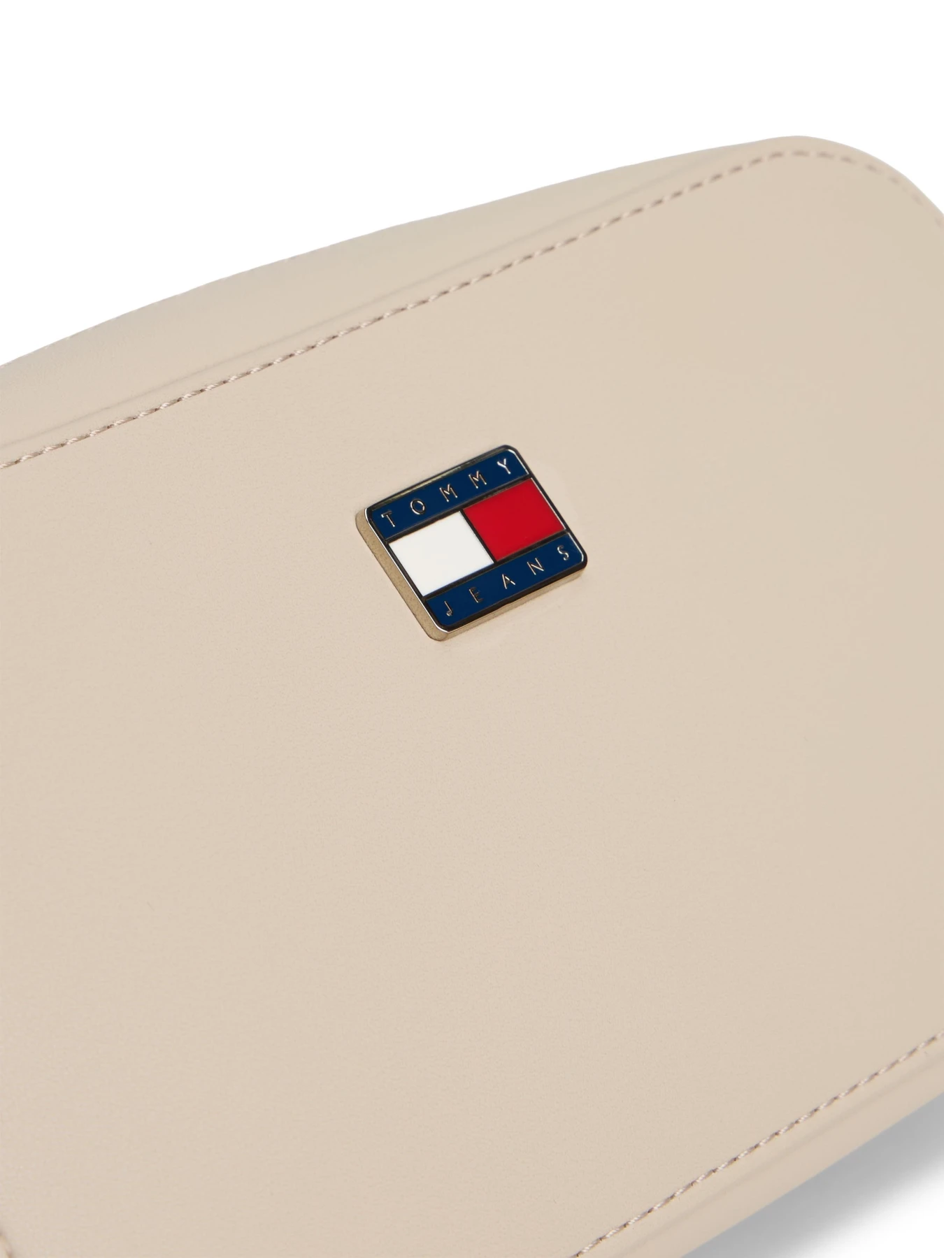 Essential Metal Logo Crossbody Camera Bag Gallery