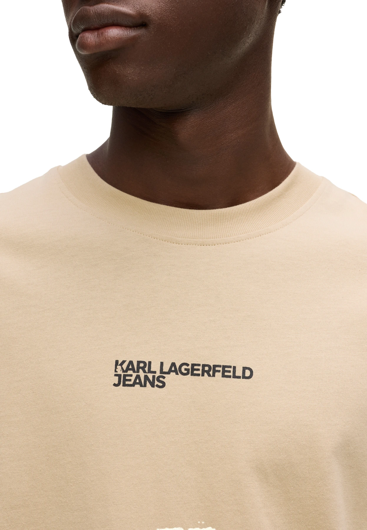 Chest Logo Short Sleeve T-Shirt Gallery