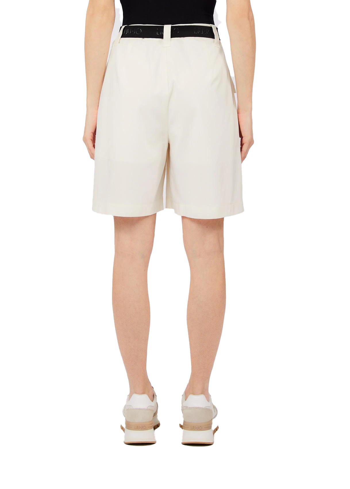 Bermuda Shorts With Maxi Pockets Gallery
