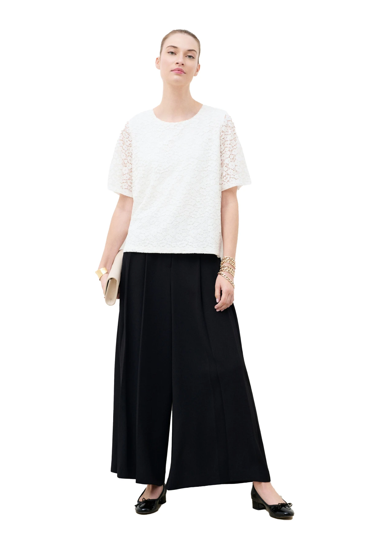Short-Sleeve Lace Top Gallery