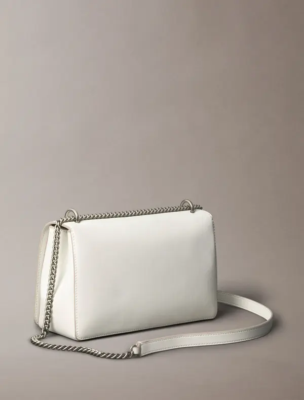 Flap Shoulder Bag 2 Image