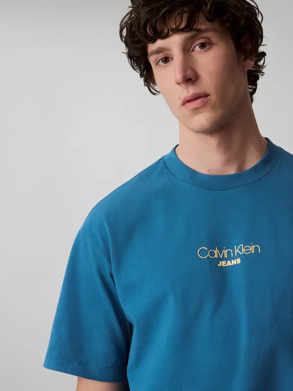 Relaxed Short Sleeve T-Shirt 3 Image