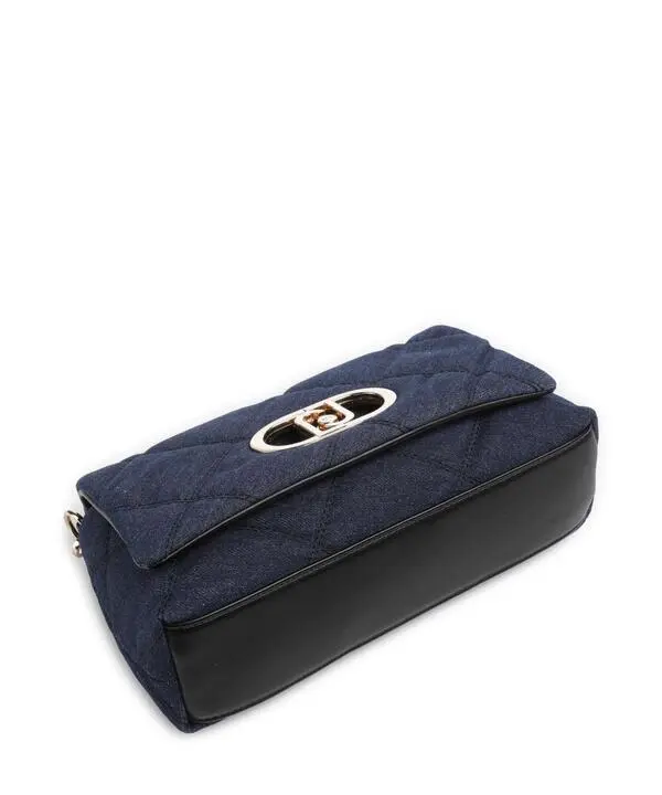 Quilted Shoulder Bag with Chain Strap and Metallic Logo Clasp 3 Image
