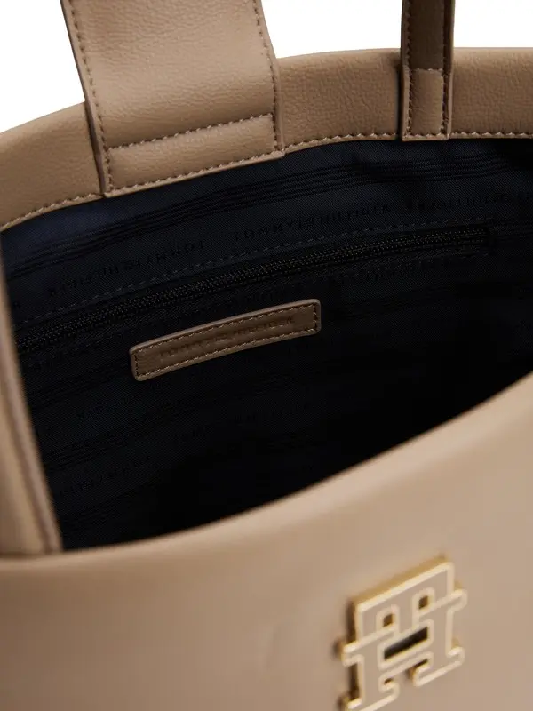 Logo Detail Tote Bag 2 Image