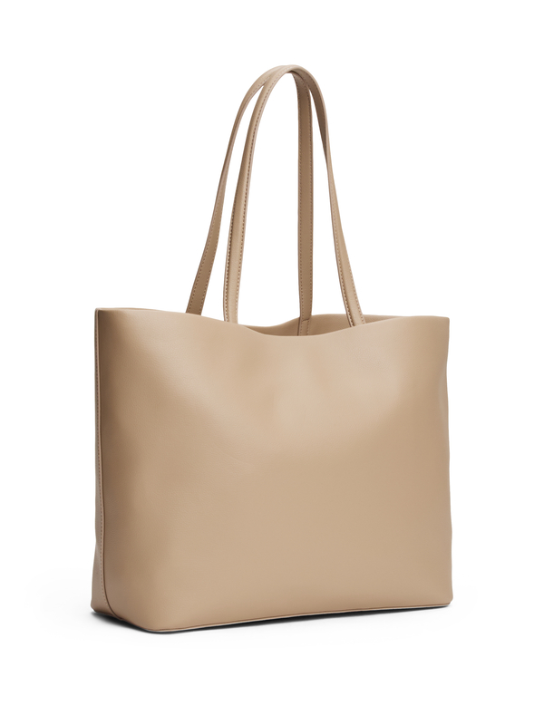 Logo Detail Tote Bag 4 Image