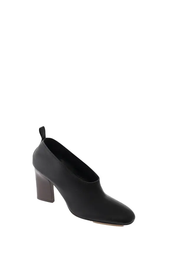 soft leather heeled pumps 2 Image