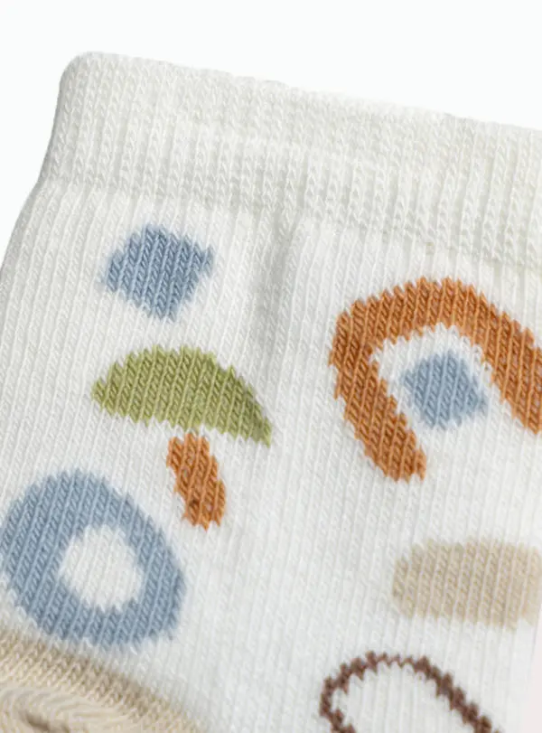 Knit Baby Socks with Animal Print and Ribbed Cuffs 1 Image