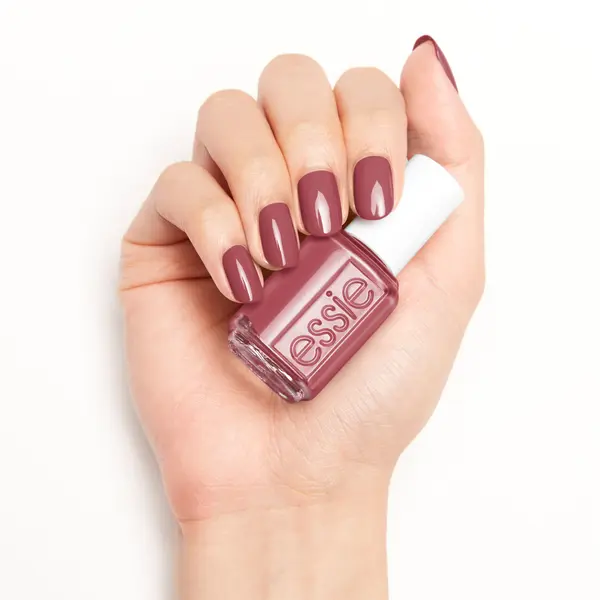 Essie Island Hoping, Salon-Quality Nail Polish, Vegan formula for flawless coverage, easy-glide brush   3 Image