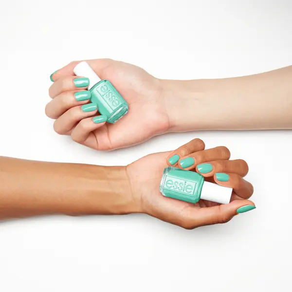 Essie Riviera Rush, Salon-Quality Nail Polish, Vegan formula for flawless coverage, easy-glide brush   2 Image