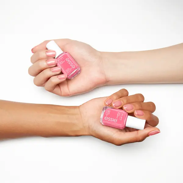 Essie Slushy Sun, Salon-Quality Nail Polish, Vegan formula for flawless coverage, easy-glide brush   2 Image